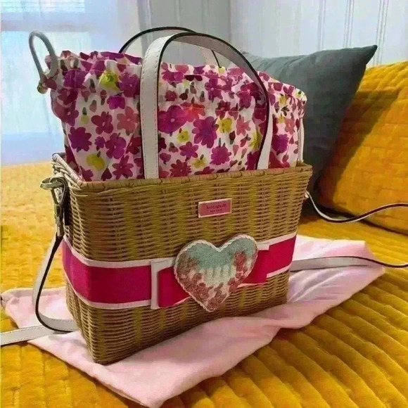 Kate Spade Basket Wicker Handbag with handmade needlepoint heart and pink ribbon - Picture 8 of 11